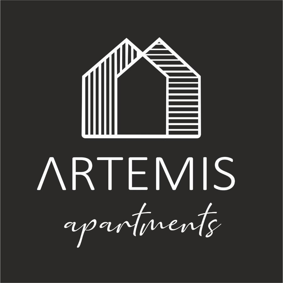 Artemis Apartments Diakopto Eksteriør billede