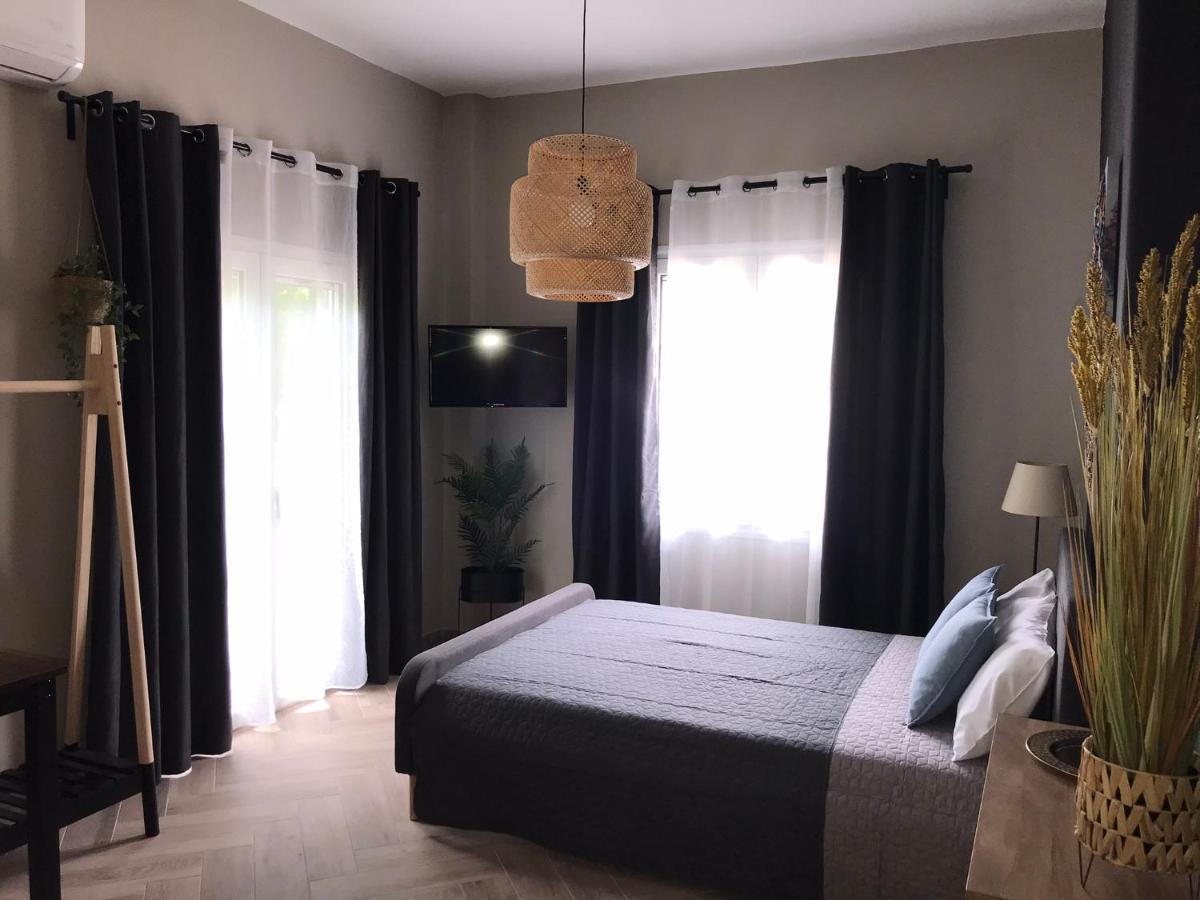 Artemis Apartments Diakopto Eksteriør billede